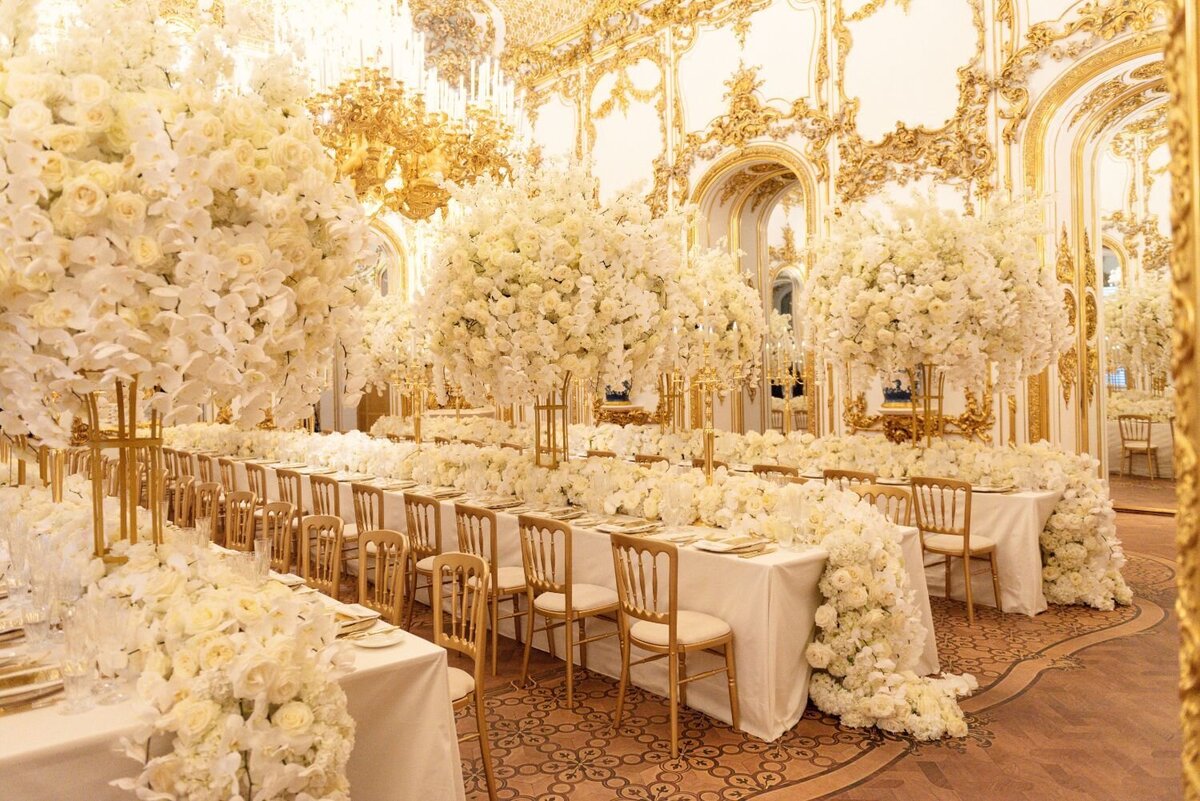 austria-vienna-palais-liechtenstein-white-gold-luxury-wedding-karen-tran-eva-tarnok (1)