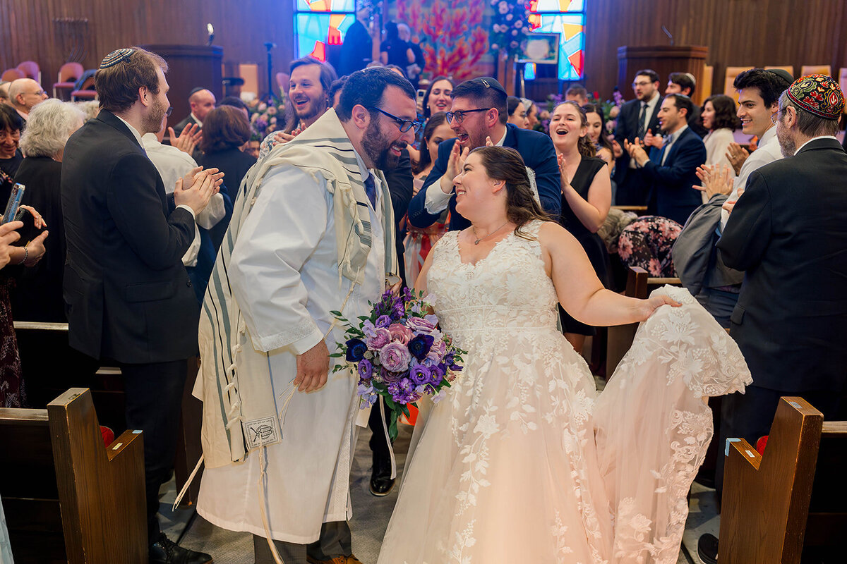 Eliana-Melmed-Photography-Chicago-LosAngeles-Jewish-WeddingPhotography-ElianaSklar-Chuppah-00221