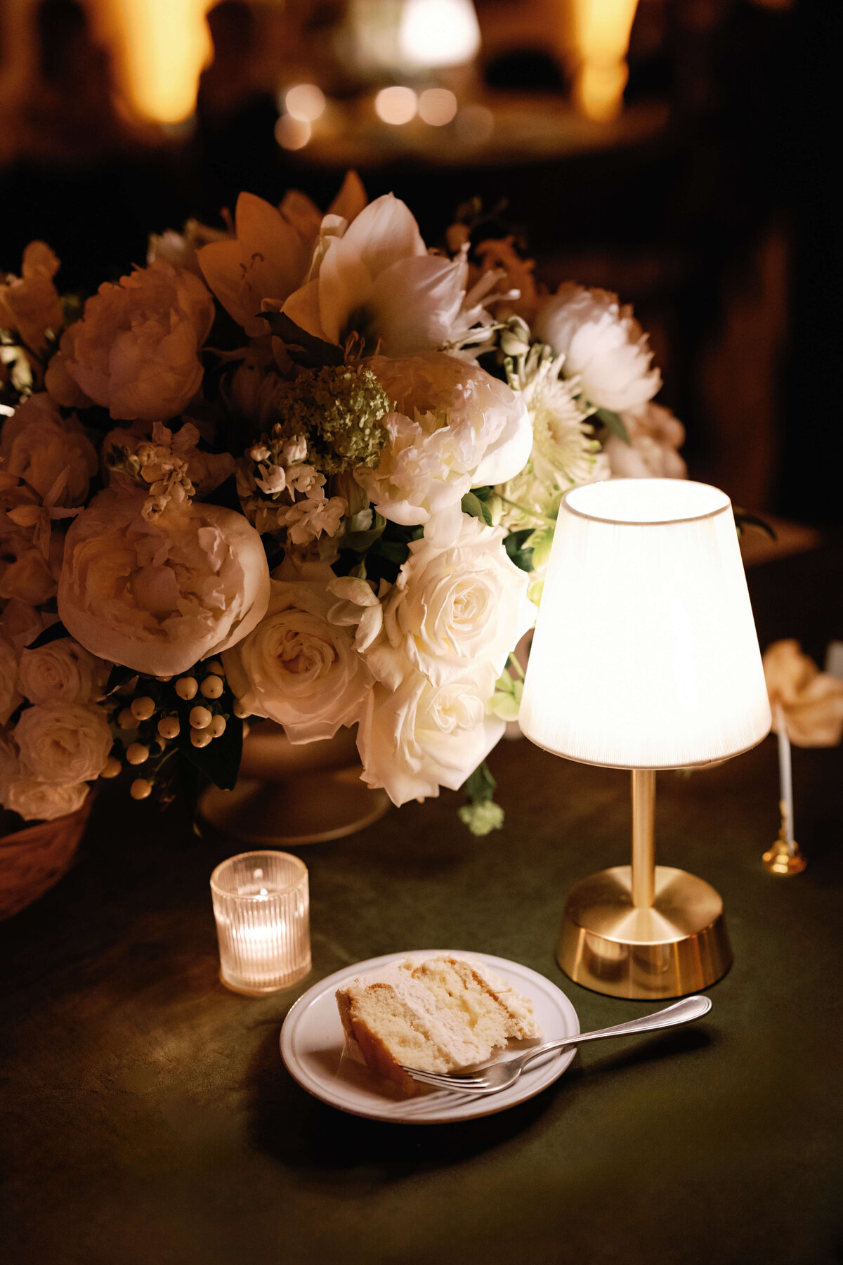 austin-wedding-commodore-perry-estate-luxury-reception-julie-wilhite-photography-88