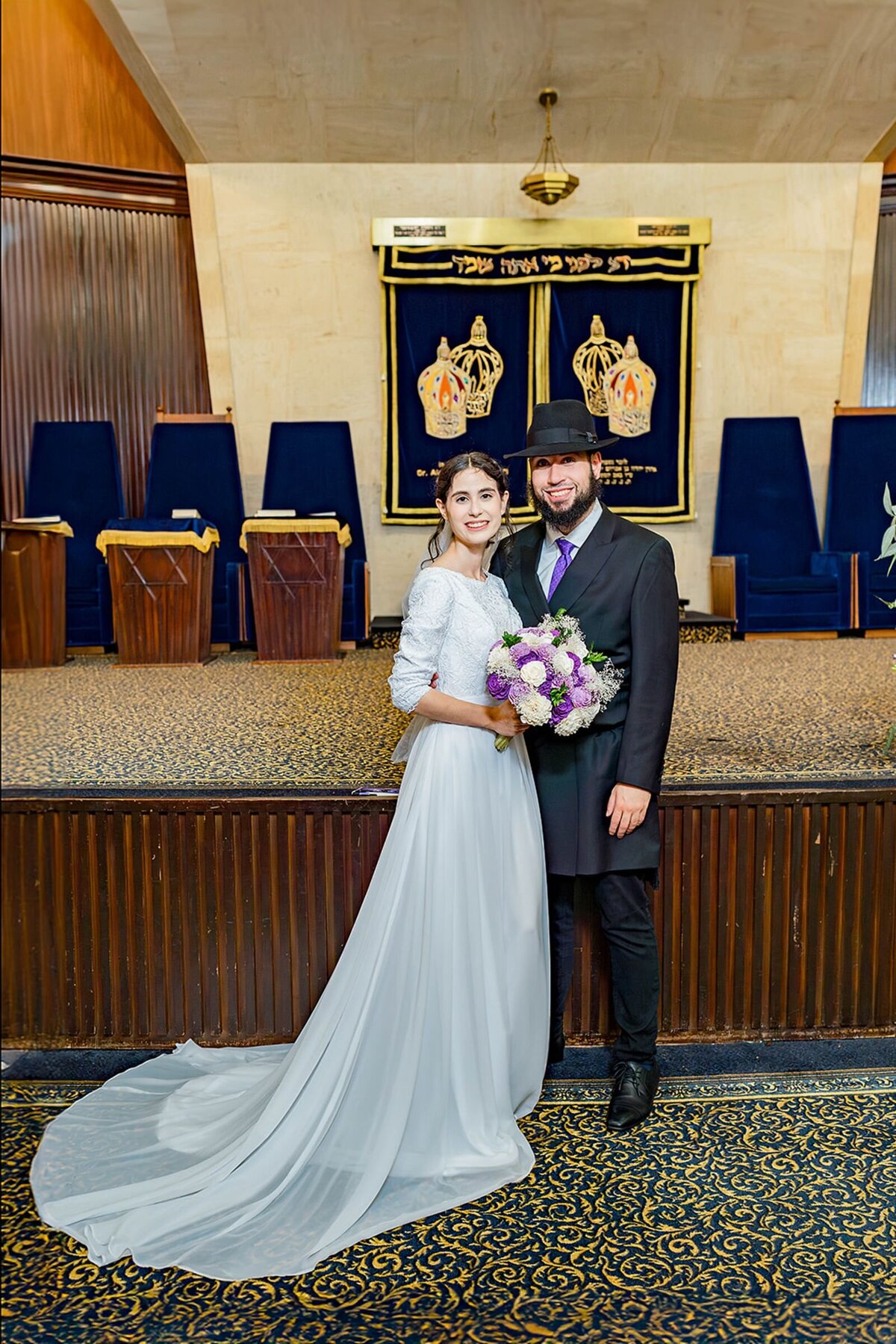 Eliana-Melmed-Photography-Chicago-LosAngeles-Jewish-WeddingPhotographer-CarmiKalman-CouplesPortraits-00018