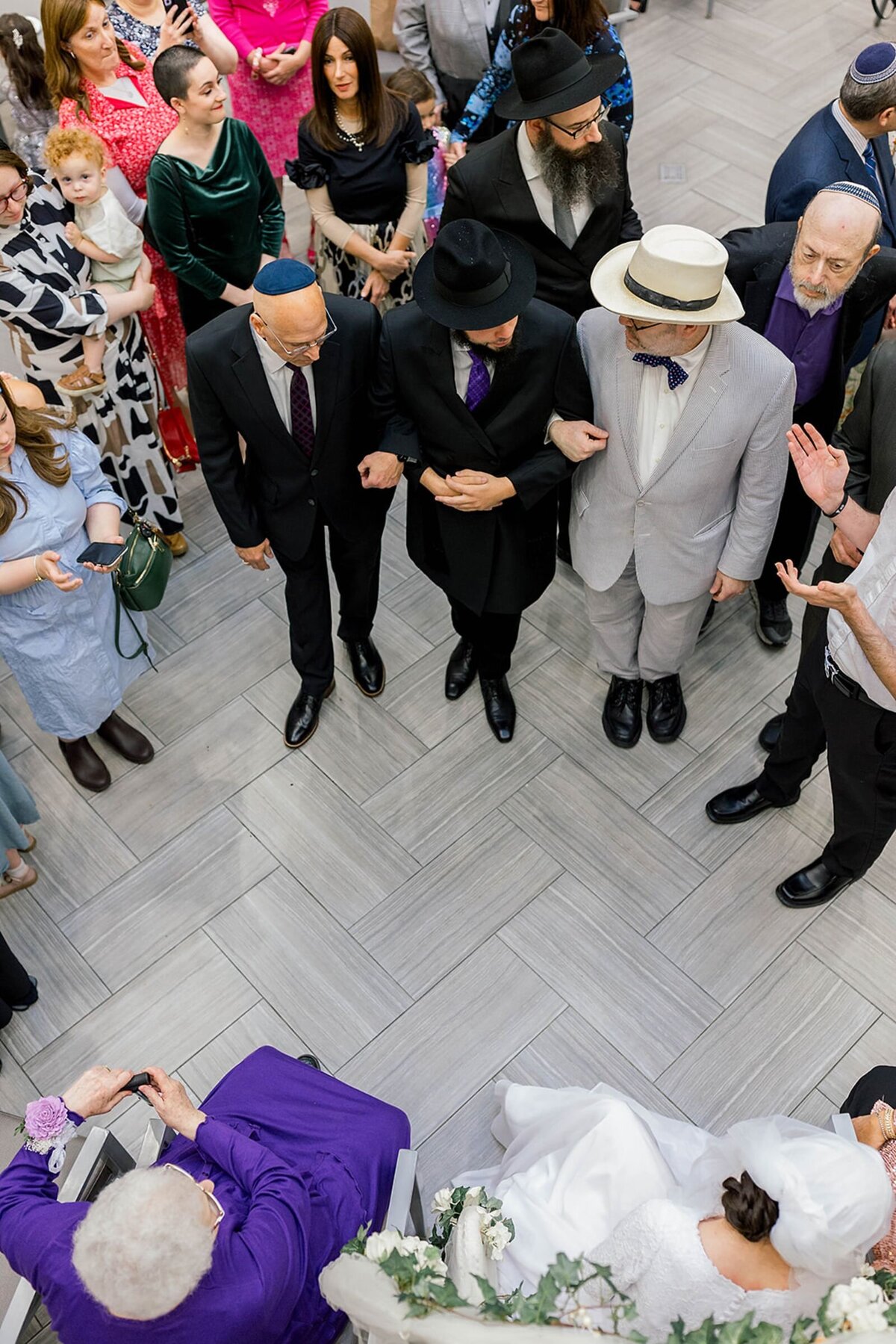 Eliana-Melmed-Photography-Chicago-LosAngeles-Jewish-WeddingPhotographer-CarmiKalman-Bedeken-00044