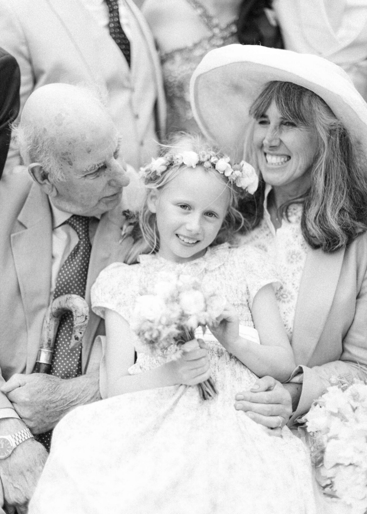 chloe-winstanley-weddings-wiltshire-hatch-house-family-grandparent-child