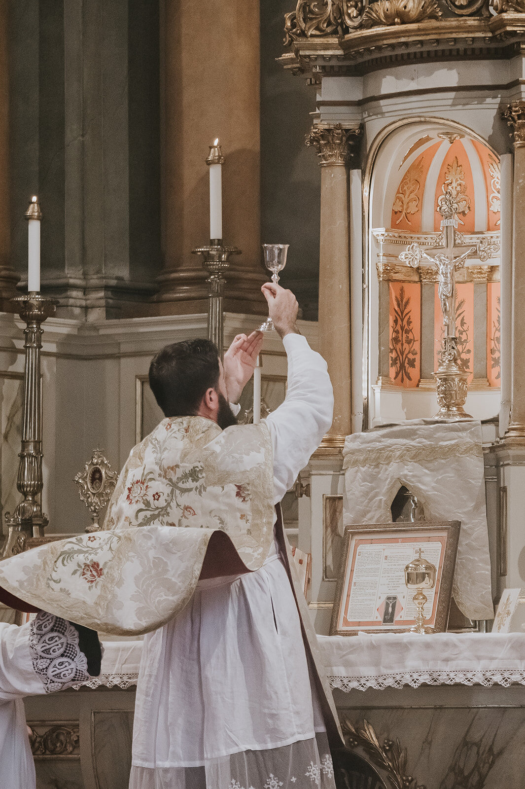 old-st-mary-catholic-wedding-cincinnati-ohio37
