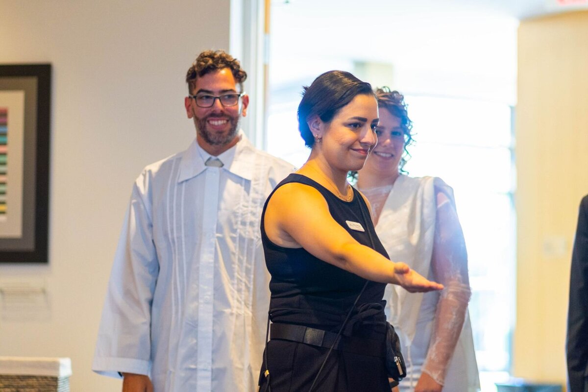 Eliana-Melmed-Photography-Chicago-LosAngeles-Jewish-WeddingPhotography-ShulaNoah-Chuppah-00124