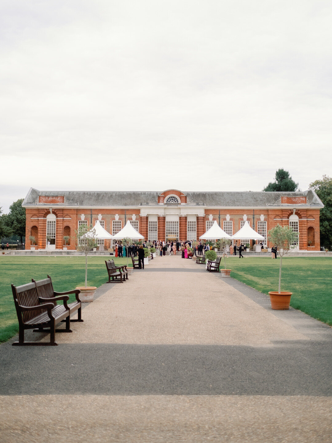 EmmaPilkington_Holly&Antoine-33