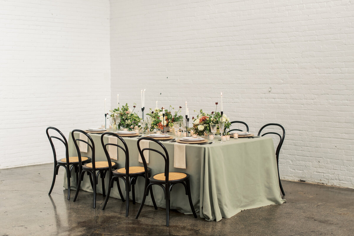 sarah-elizabeth-studio-ohio-wedding-photographer-events-held-dear-graceful-gathering-editorial-184