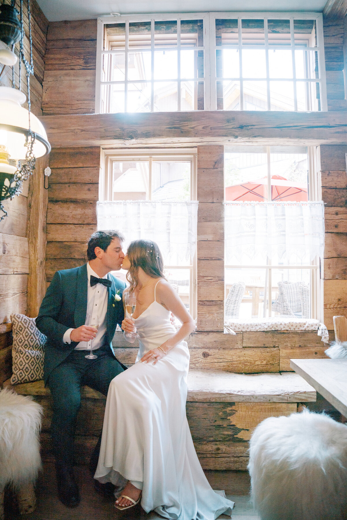 Colorado Mountain Wedding © Bonnie Sen Photography