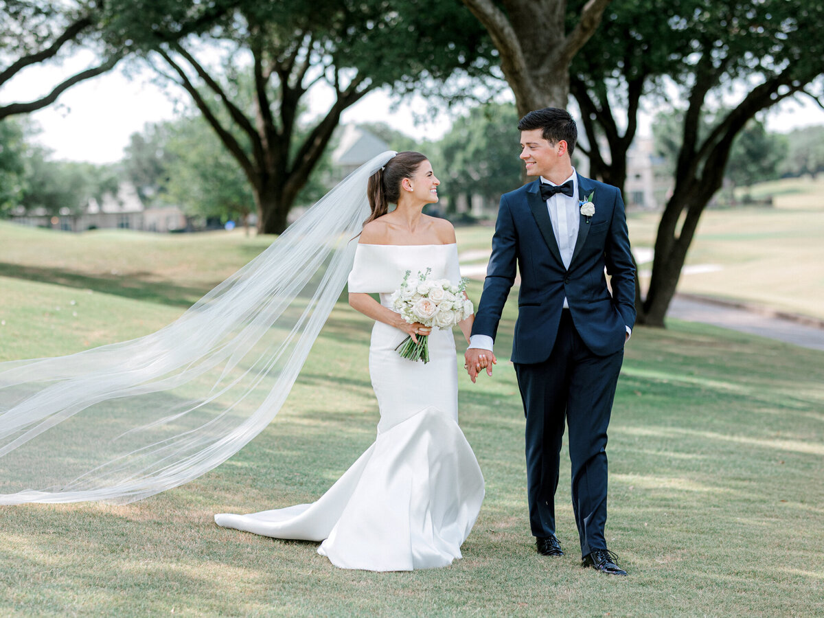 Annie & Logan's Wedding | Dallas Wedding Photographer | Sami Kathryn Photography-11