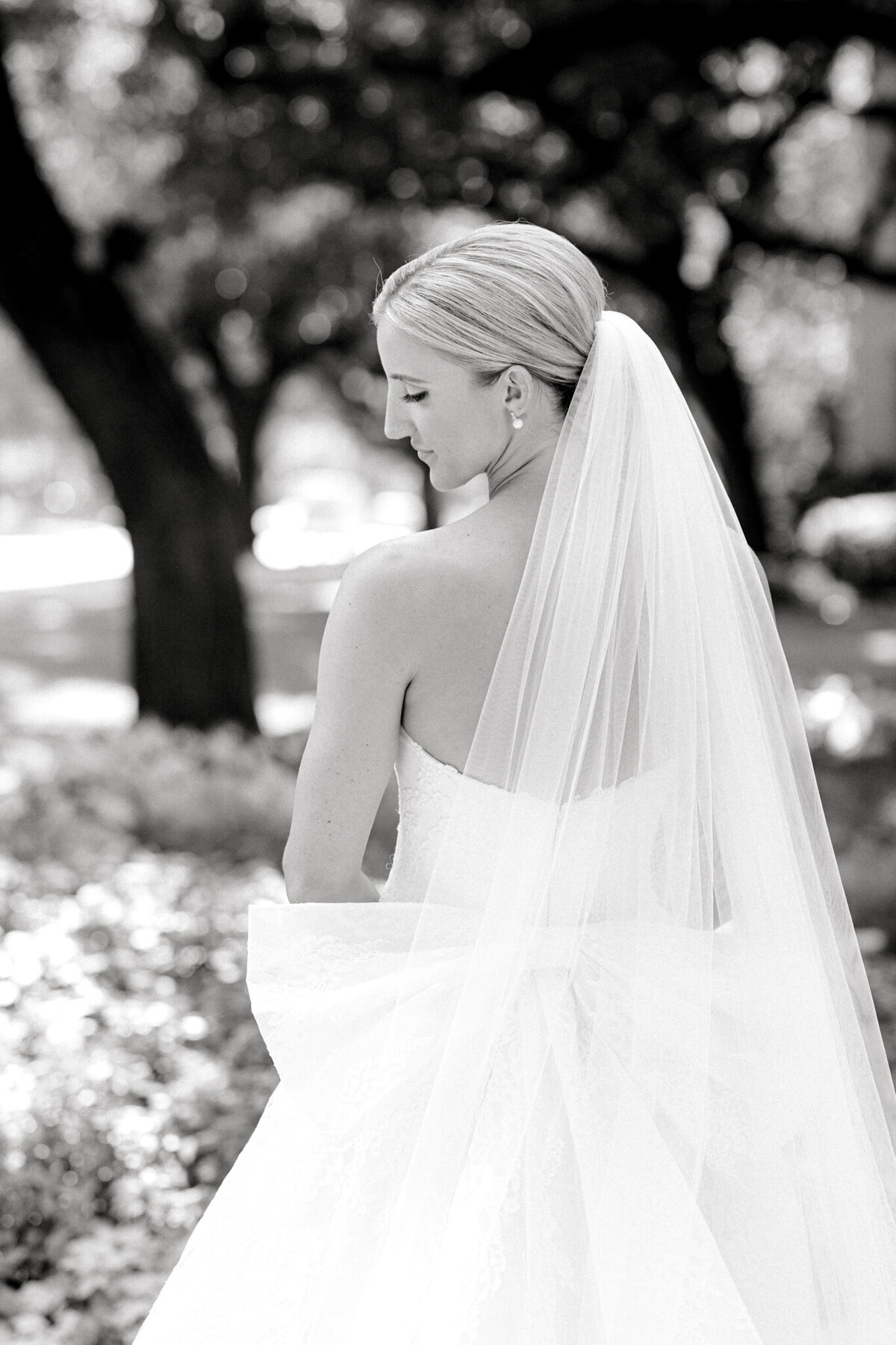 Katelyn & Kyle's Wedding at the Adolphus Hotel | Dallas Wedding Photographer | Sami Kathryn Photography-3