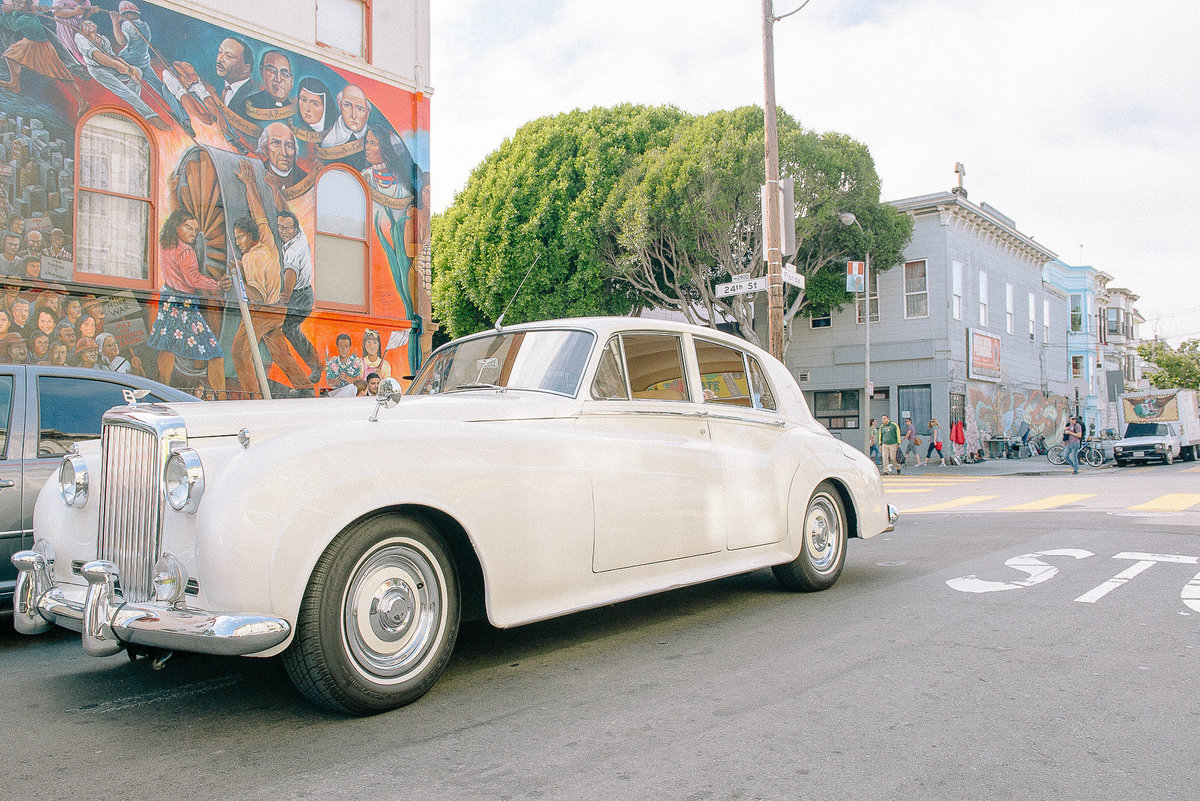 Vintage white Rolls Royce for a San Francisco Wedding