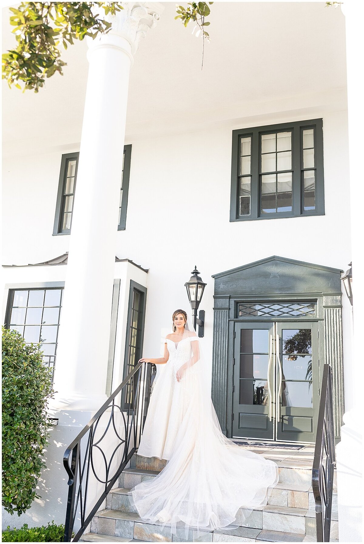 Bridal-Wedding-PortraitsThe-White-House-Hotel-Biloxi1219