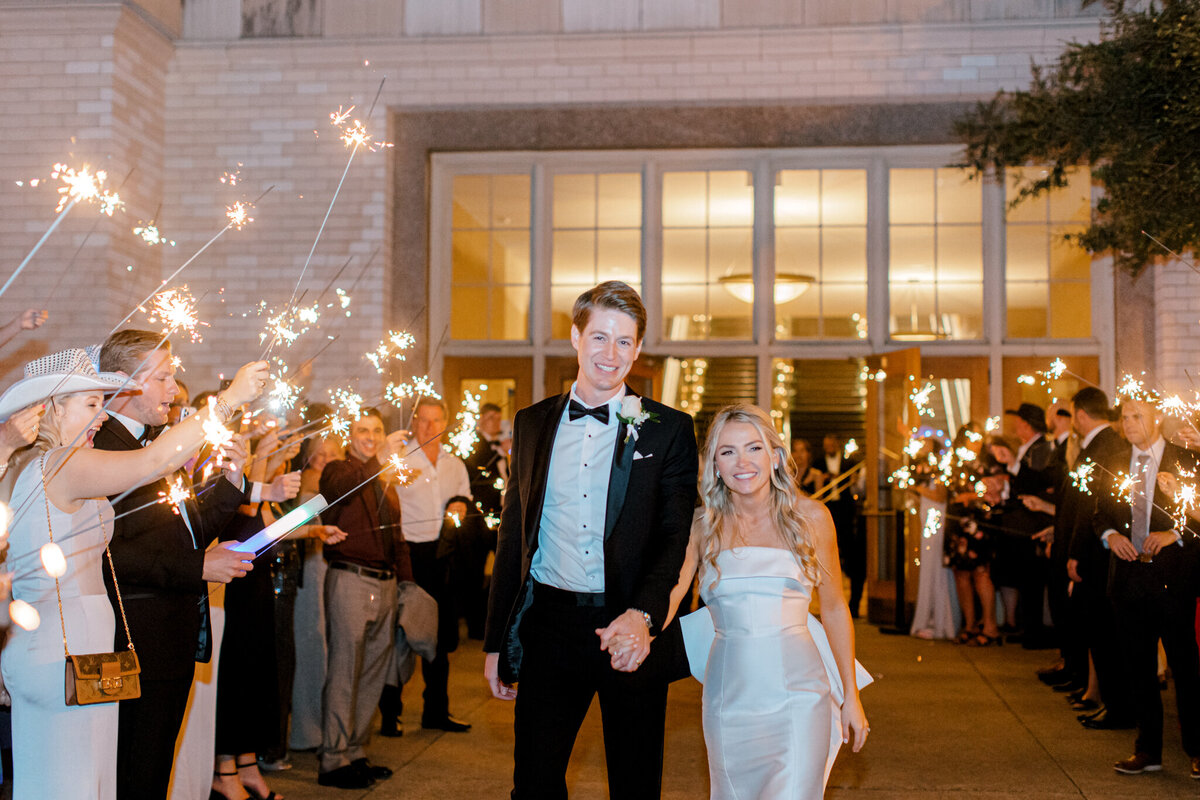 Madison & Michael's Wedding at Union Station | Dallas Wedding Photographer | Sami Kathryn Photography-238