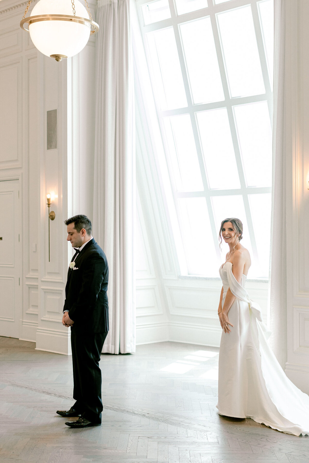 Virginia & Michael's Wedding at the Adolphus Hotel | Dallas Wedding Photographer | Sami Kathryn Photography-44