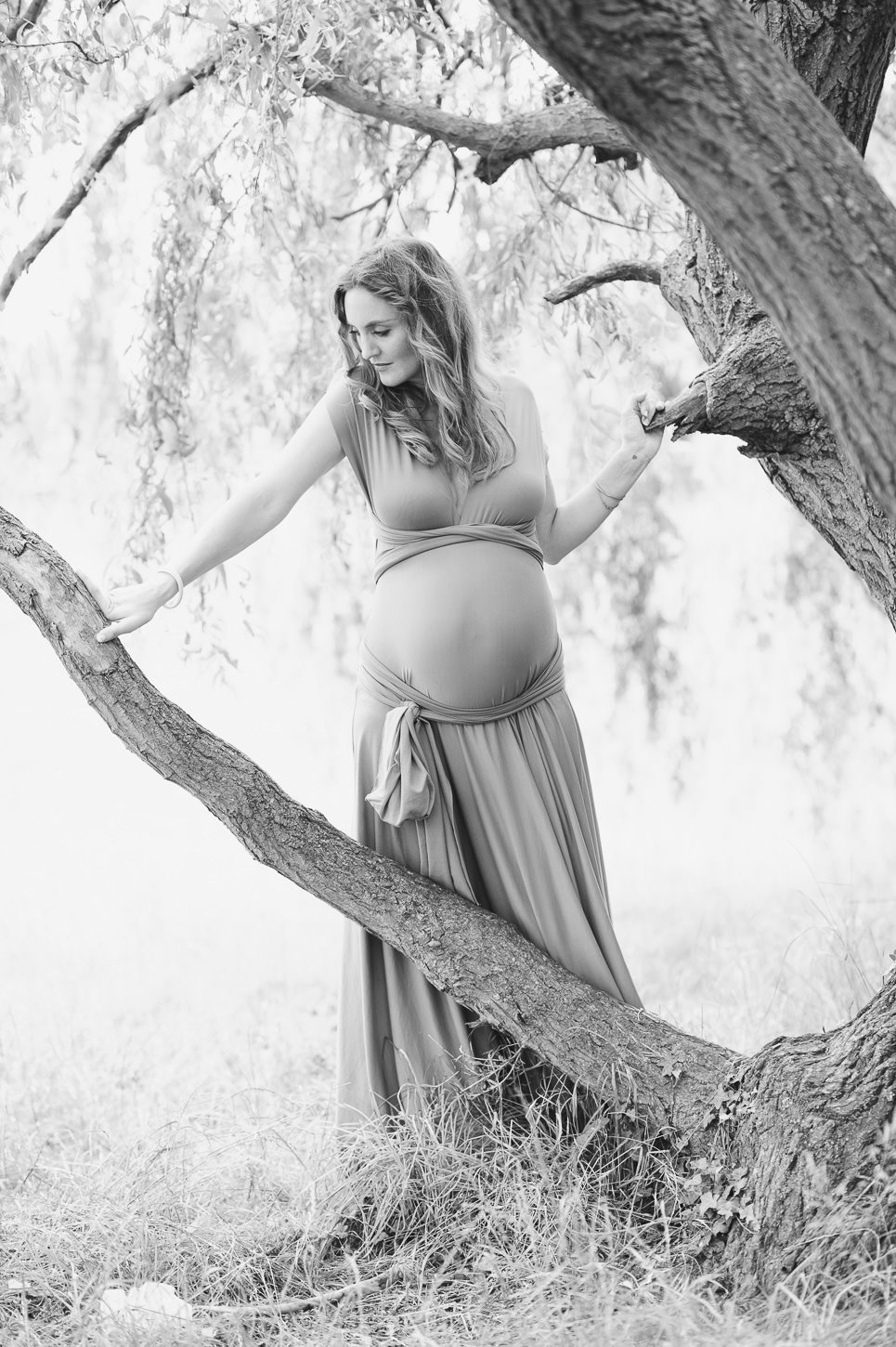 maternity portrait photography Ripley, Surrey Hills photographer Susan Arnold Family Photographer-10
