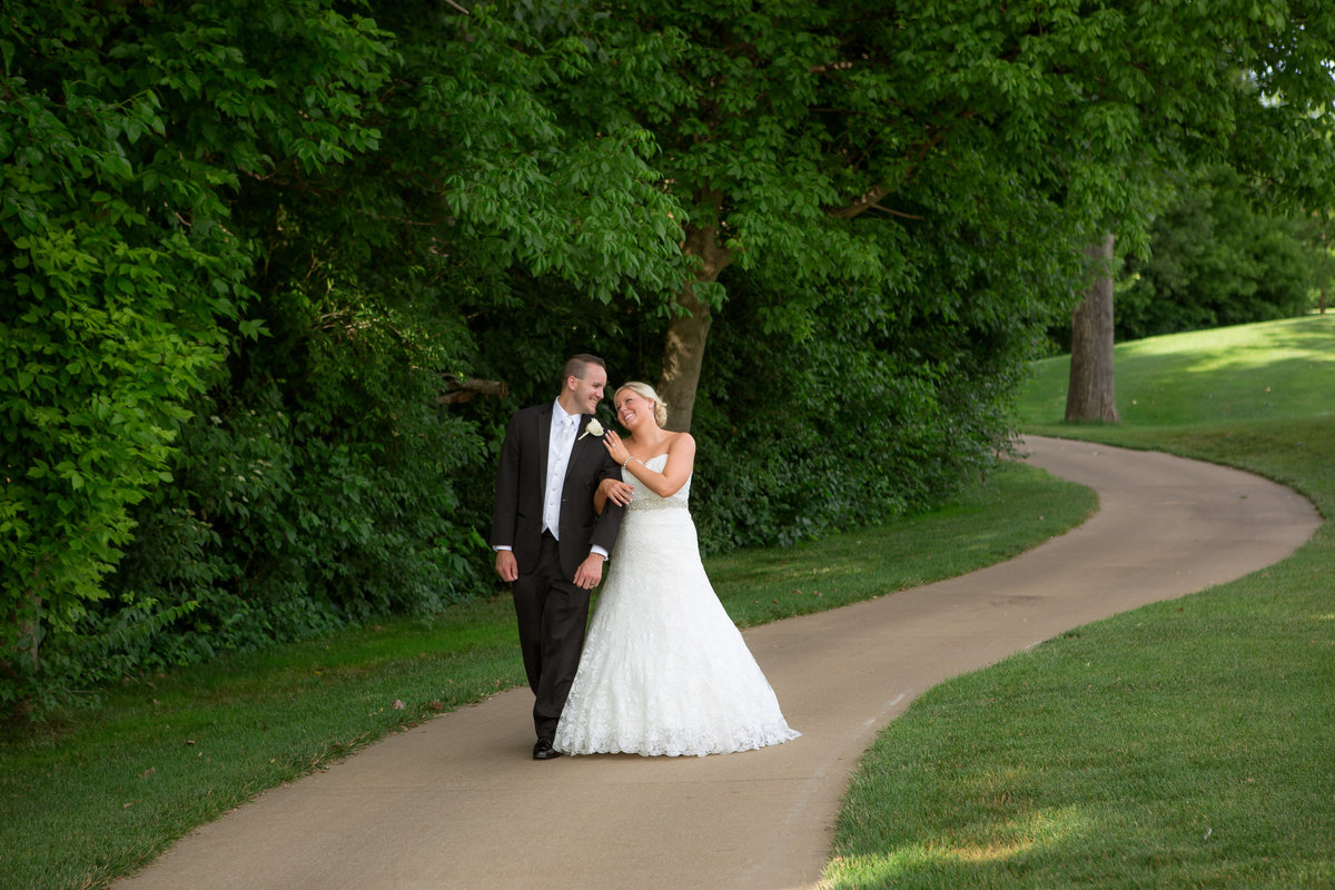 Weddings - Holly Dawn Photography - Wedding Photography - Family Photography - St. Charles - St. Louis - Missouri -112
