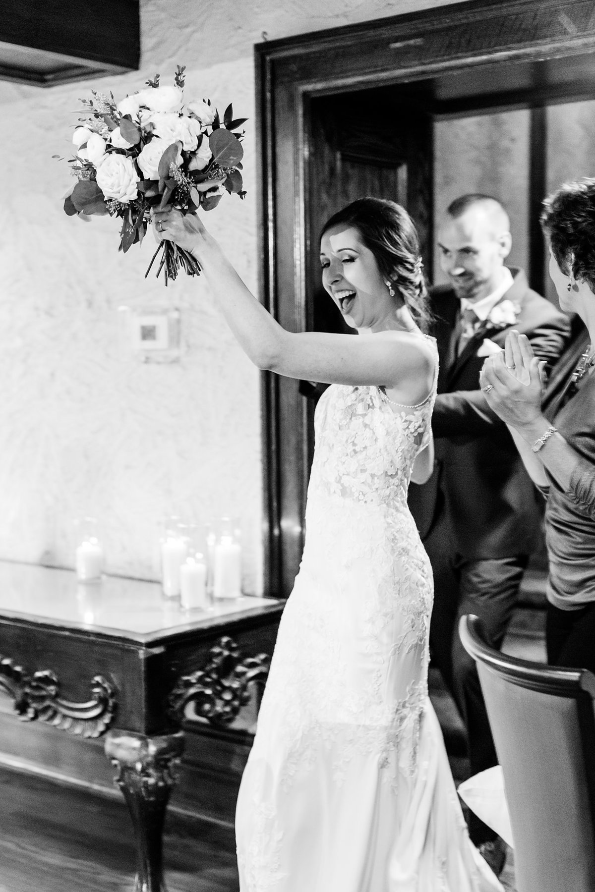 Romantic Windermere Manor Wedding | Dylan and Sandra Photography 143