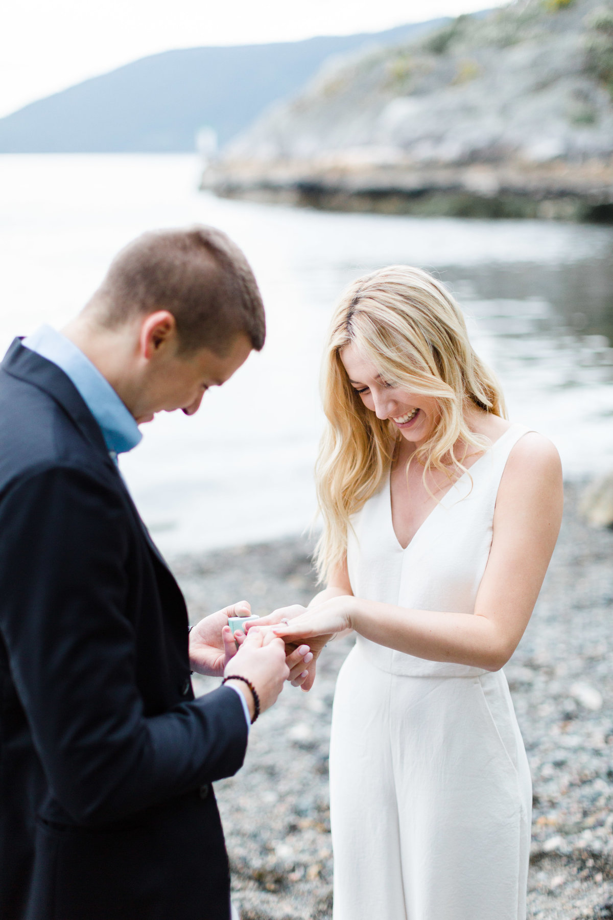 Blush-Sky-Photography-PNW-Oceanfront-Proposal-29