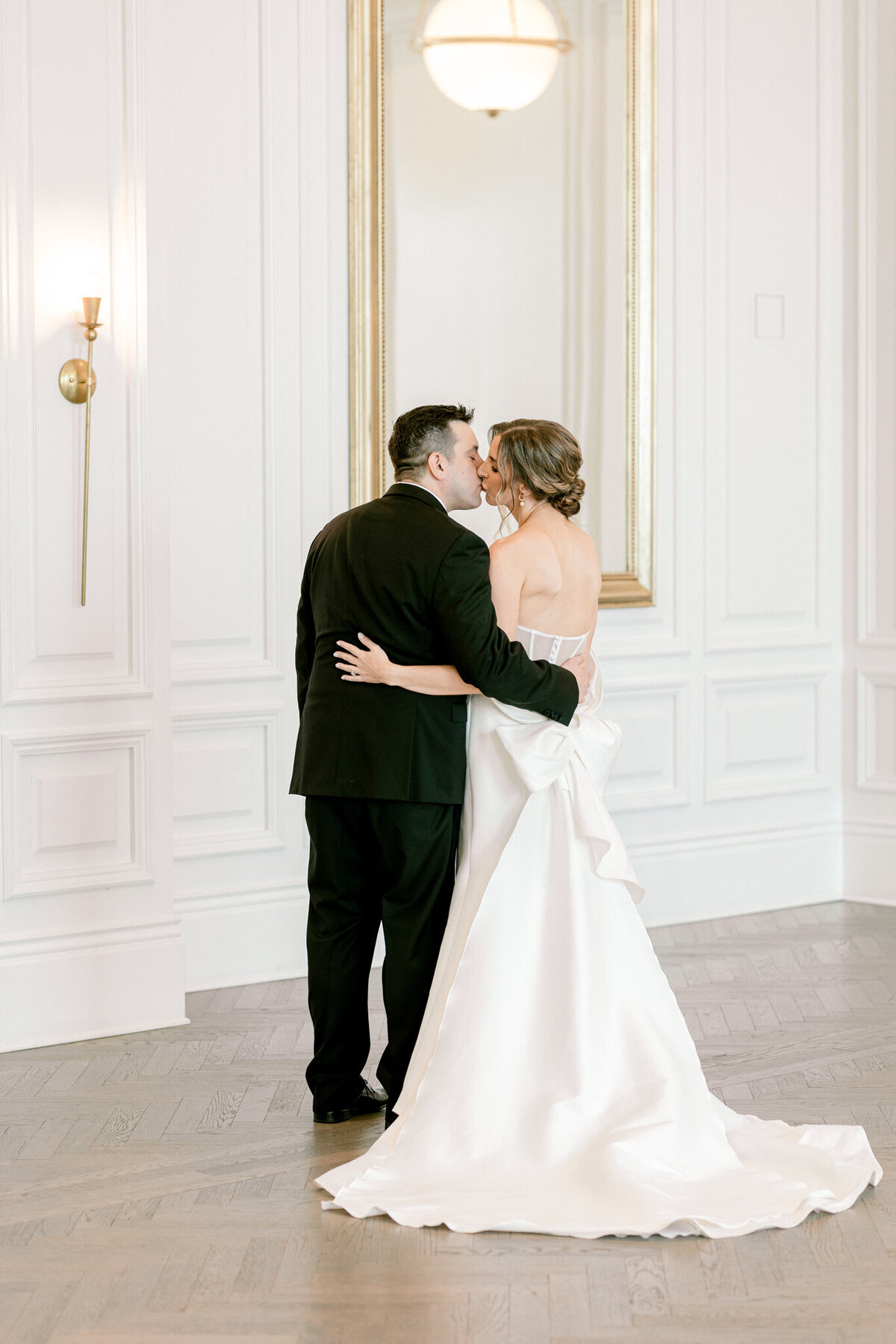 Virginia & Michael's Wedding at the Adolphus Hotel | Dallas Wedding Photographer | Sami Kathryn Photography-66