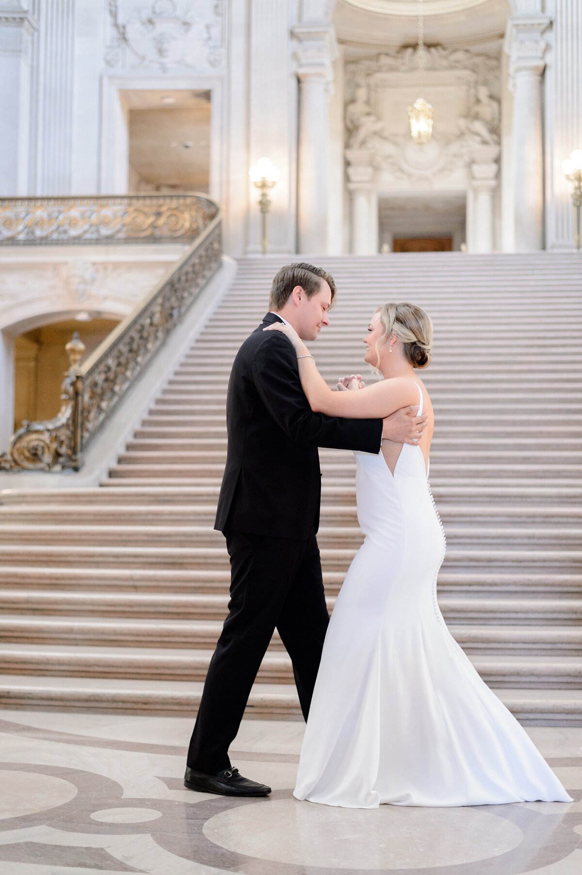 San Francisco Hall City Hall + Destination Wedding Photographer 079