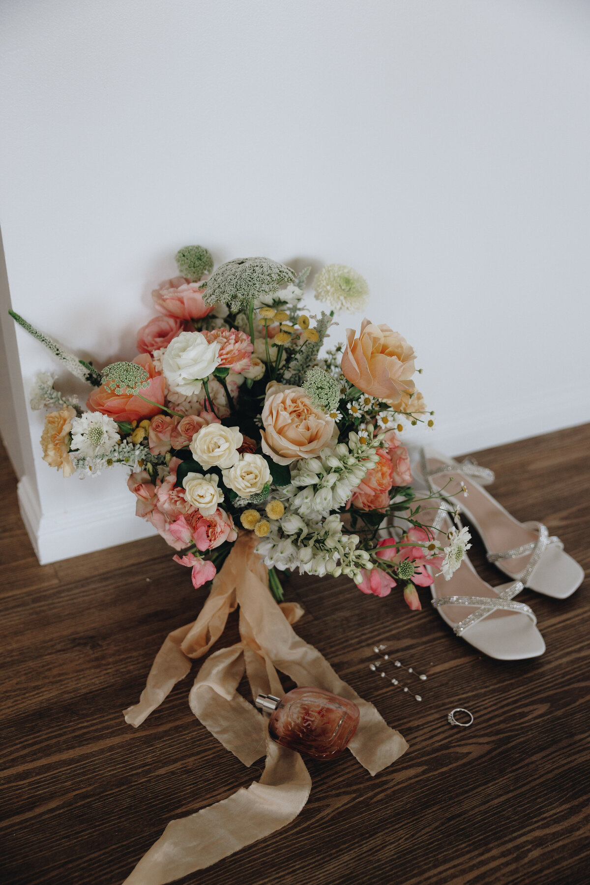 Bee's Blossoms Floral Studio Gold Coast Australia Florist Wedding Event Floral Design Flower Workshops Retail Deliveries Belle Clark Whimsical Romantic Lush Flowers Wedding Bouquets Centerpieces AEW_TylahandJoe-3