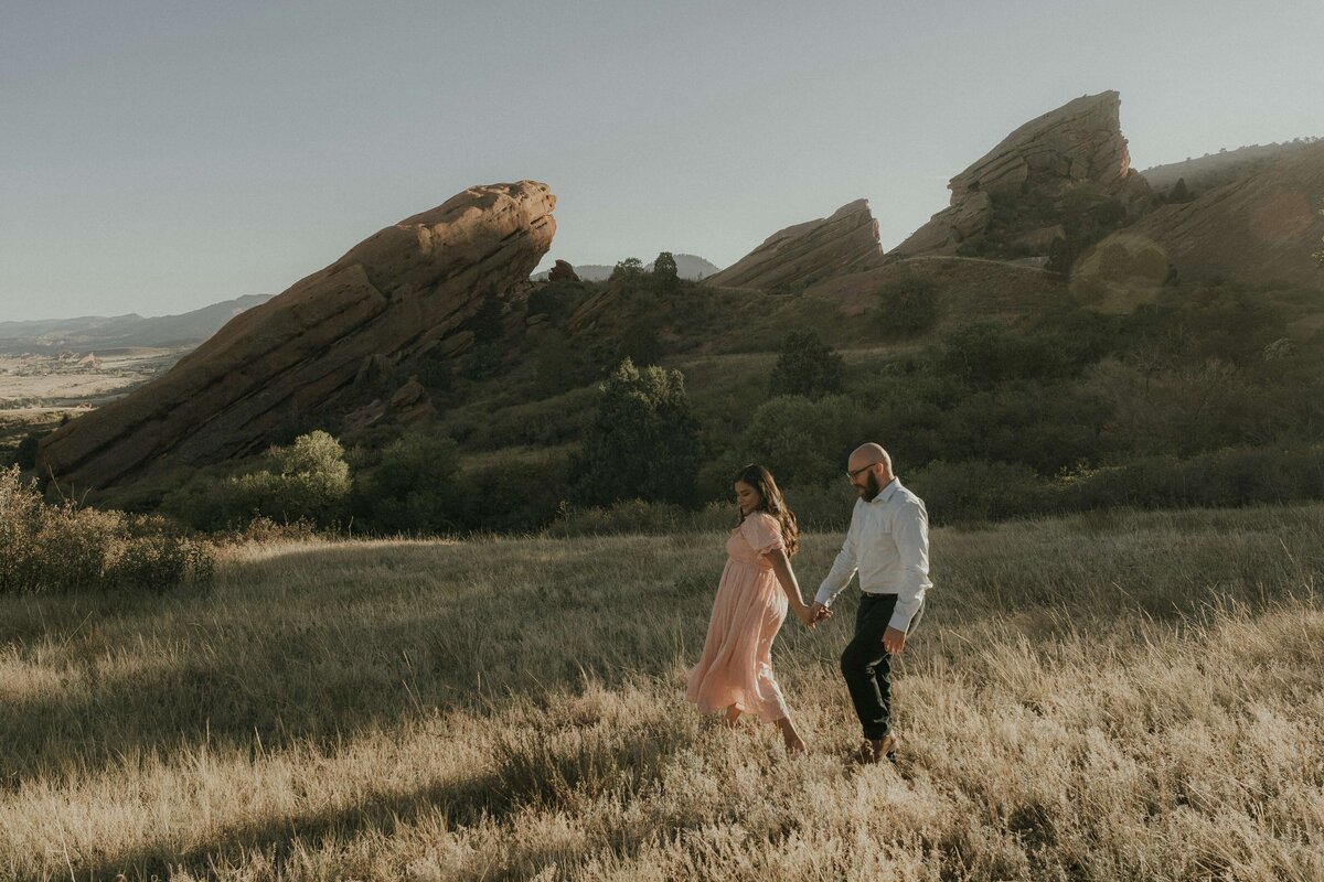 andres-molina-hqCr9nTrRnY-unsplash