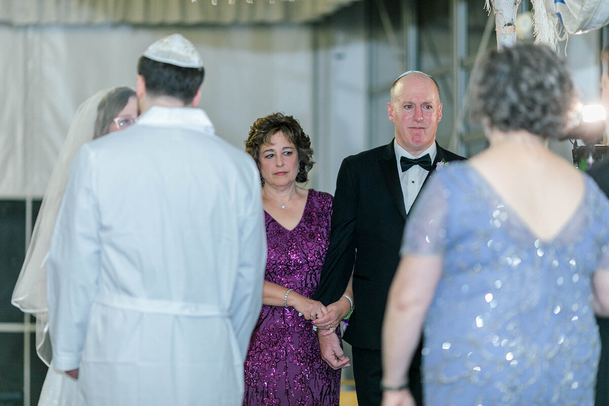 Eliana-Melmed-Photography-Chicago-LosAngeles-Jewish-WeddingPhotography-Chuppah-00163