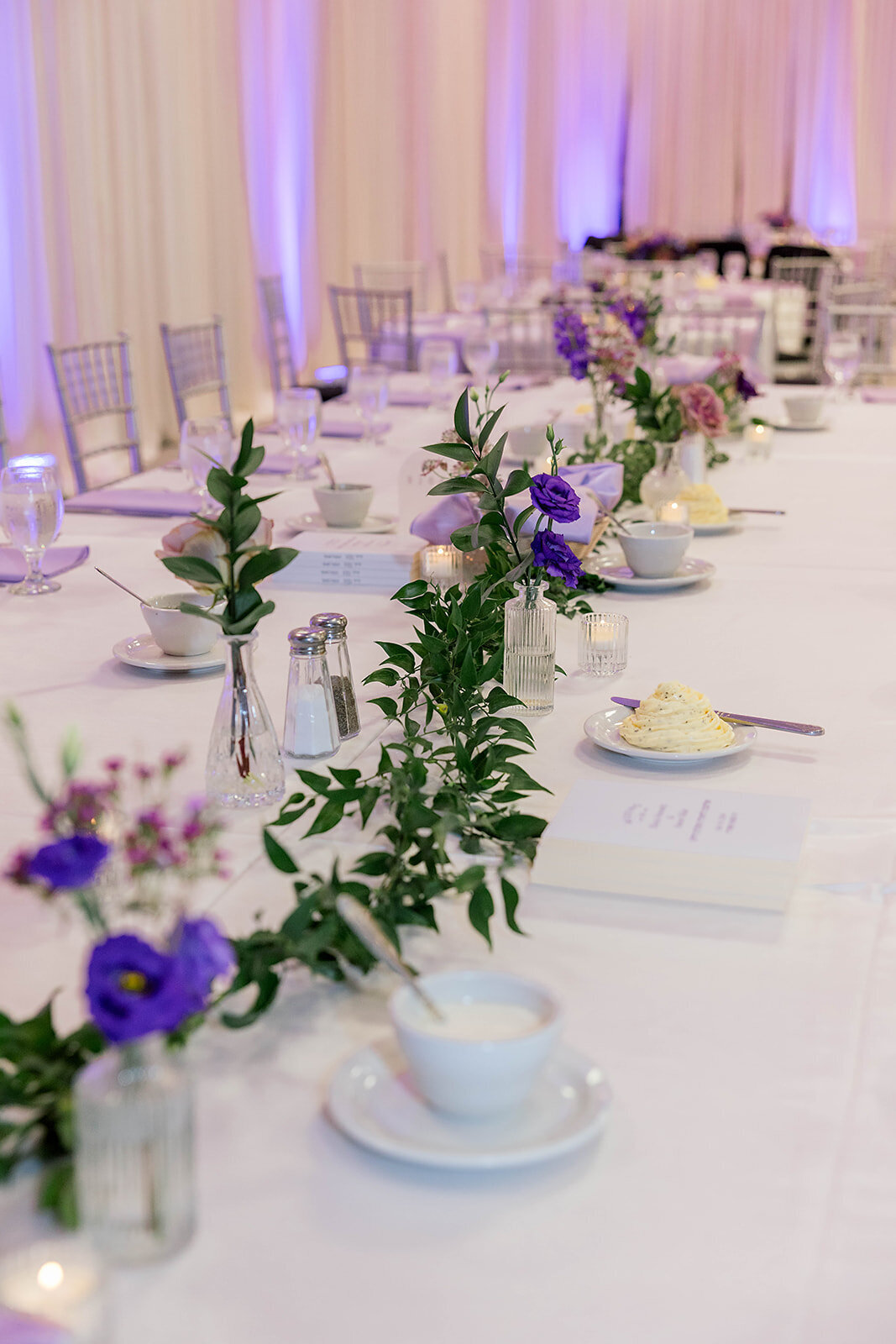 Eliana-Melmed-Photography-Chicago-LosAngeles-Jewish-WeddingPhotography-ElianaSklar-VenueDetails-00047