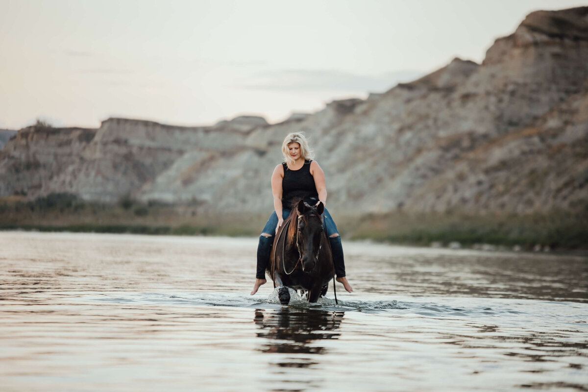 tolman-bridge-central-alberta-equine-portraits-western-lifestyle-photographer-0002