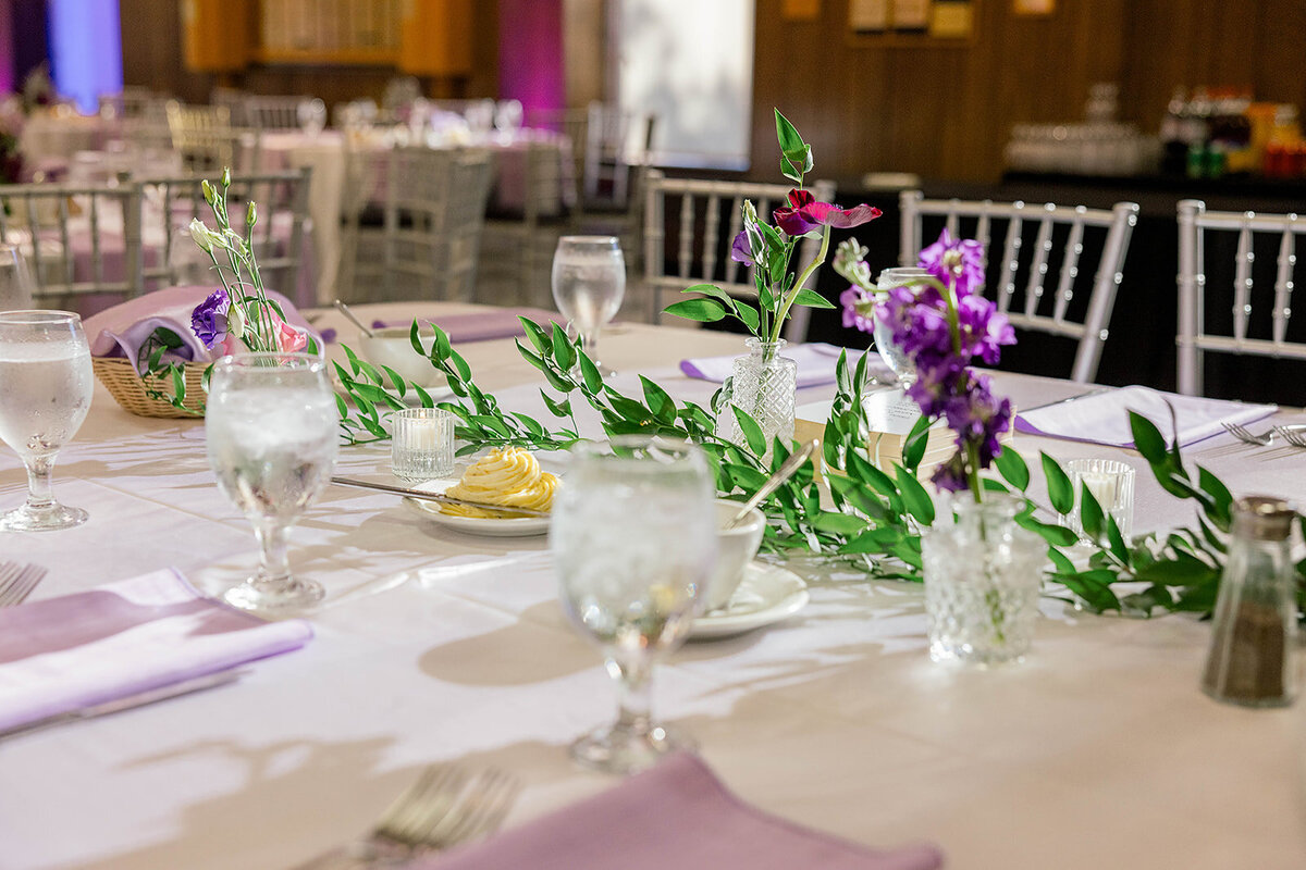 Eliana-Melmed-Photography-Chicago-LosAngeles-Jewish-WeddingPhotography-ElianaSklar-VenueDetails-00028