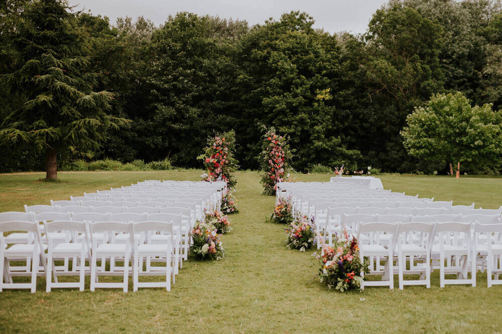 Pesh-Flowers-London-Wedding-Florist-Morden-Hall13