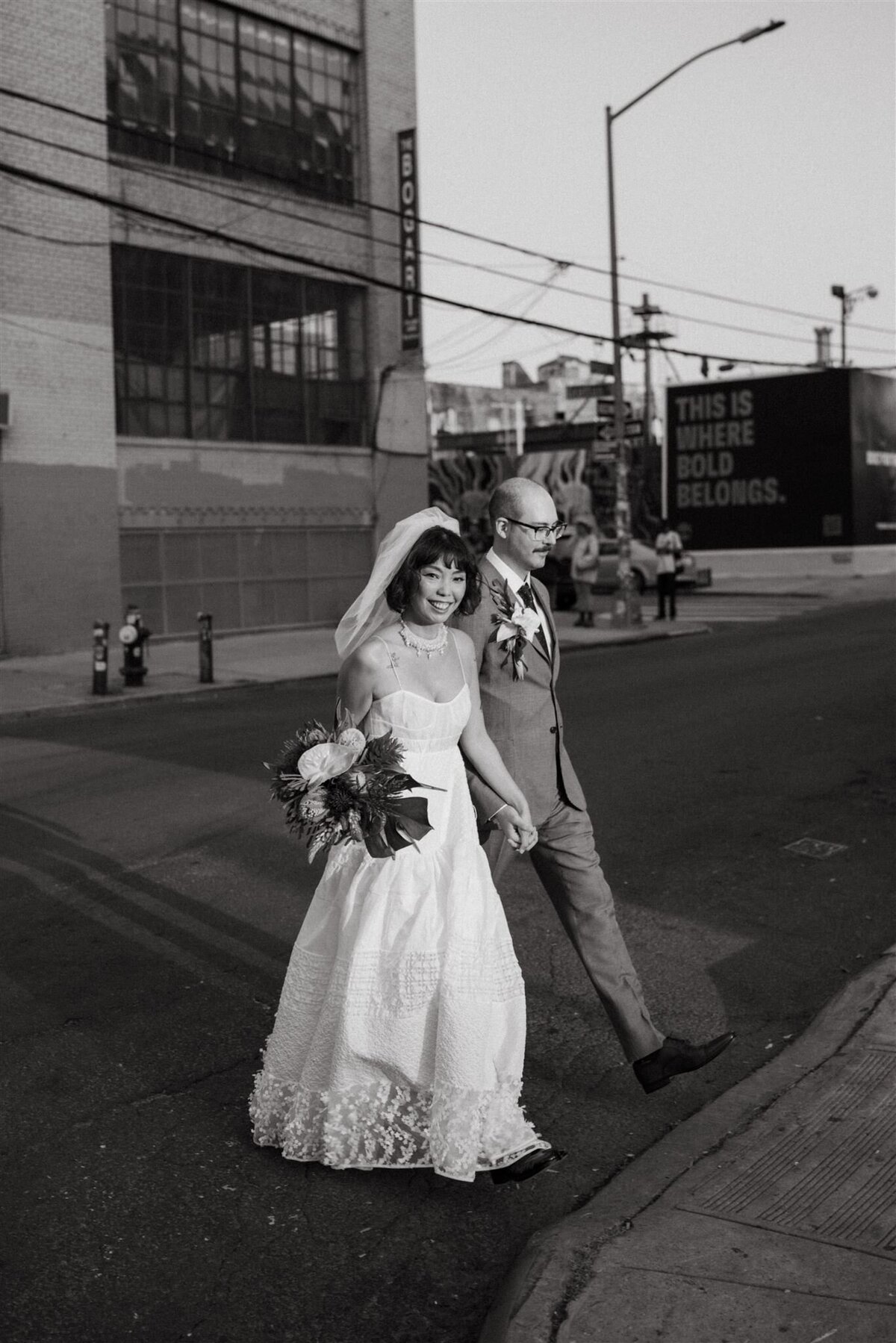 black and white timeless wedding photos