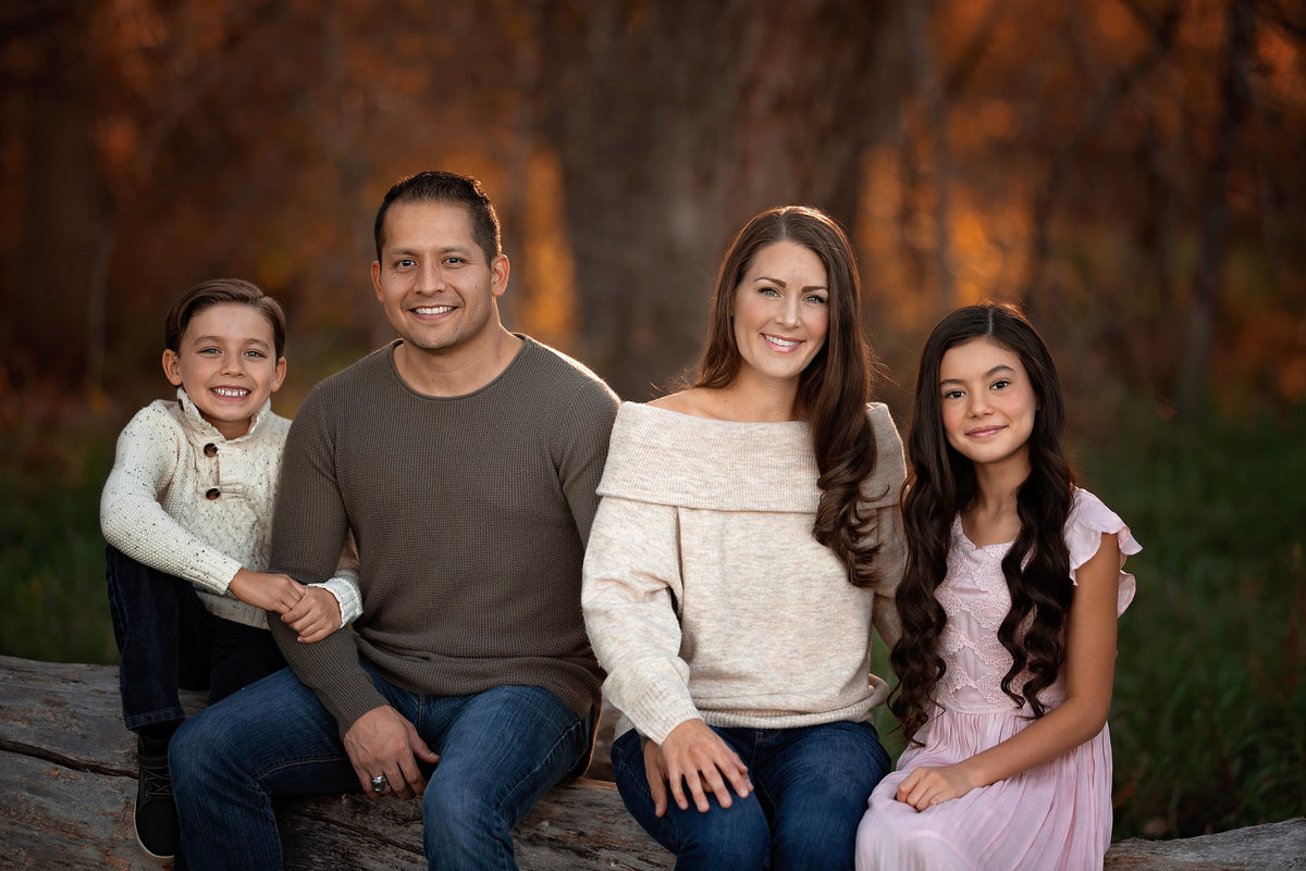 Artistic Family Portraits in Colorado Springs, Warm and Inviting Family Photography in Colorado Springs