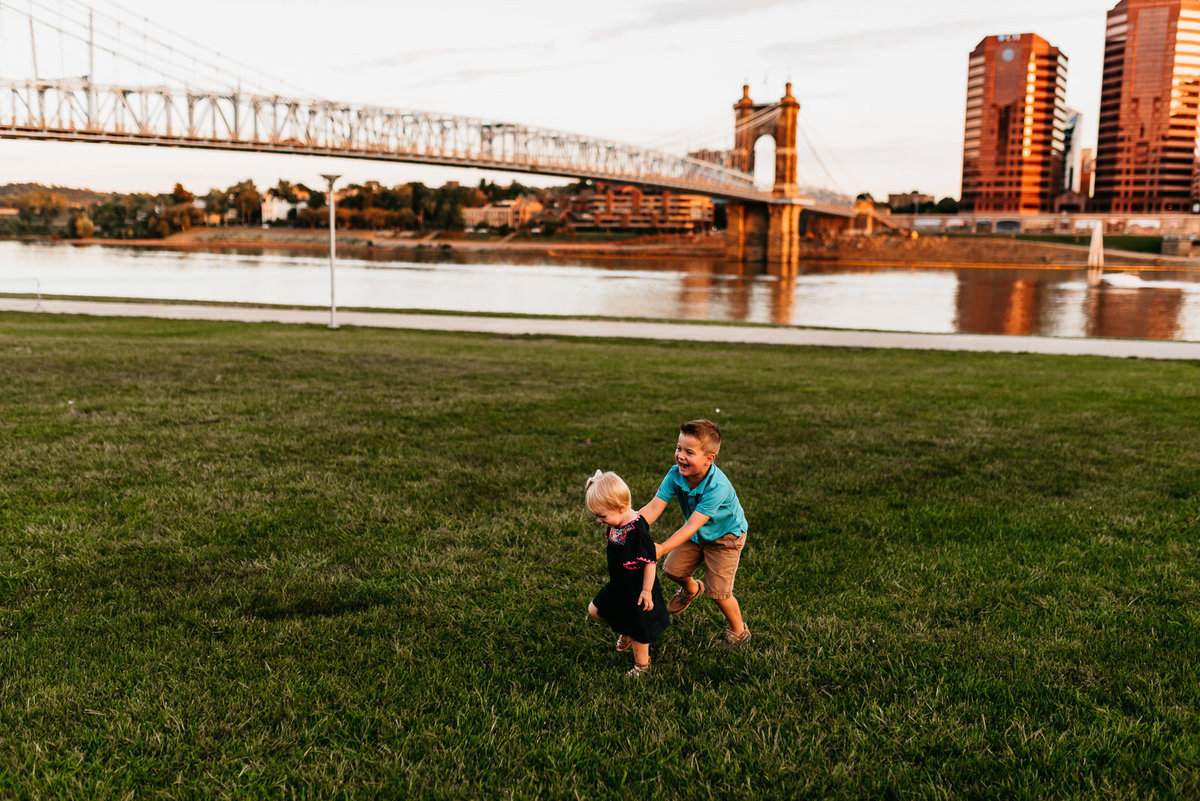 cincinnati-ohio-river-family-photography-chase