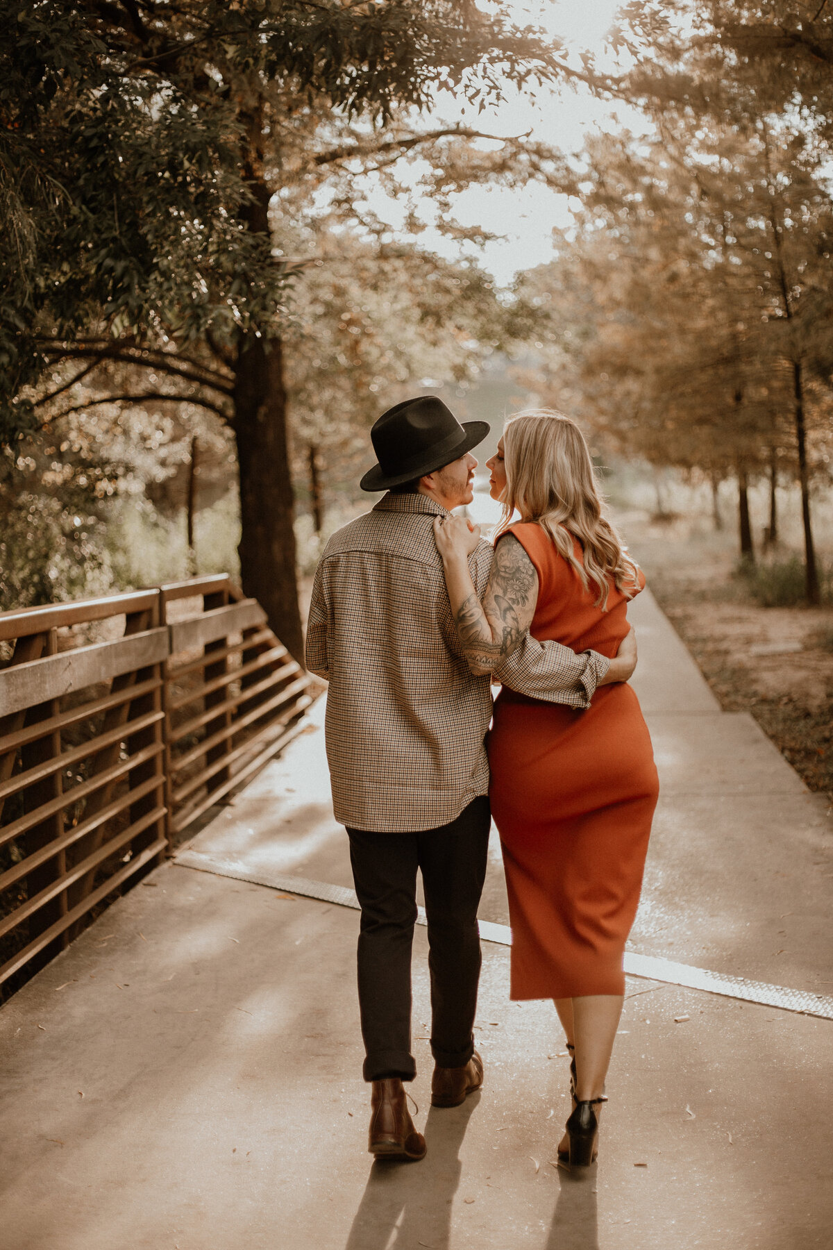 Romantic Engagement Shoot - Buffalo Bayou Park, Houston Texas-34