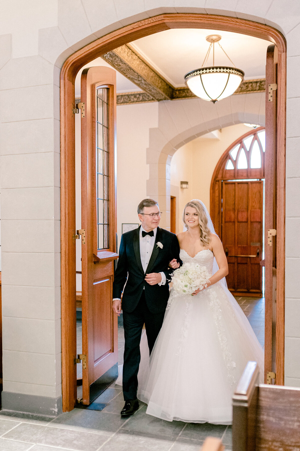 Shelby & Thomas's Wedding at HPUMC The Room on Main | Dallas Wedding Photographer | Sami Kathryn Photography-106
