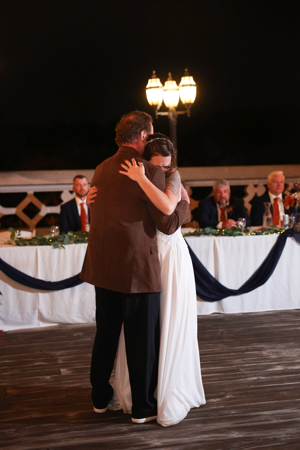 KE Wedd 1367