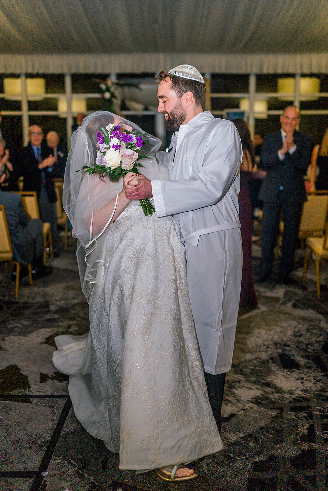 Eliana-Melmed-Photography-Chicago-LosAngeles-Jewish-WeddingPhotography-Chuppah-00256