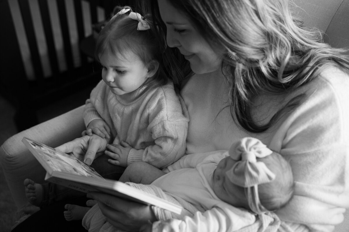 In-Home-Newborn-Photography-in-Milwauee-9