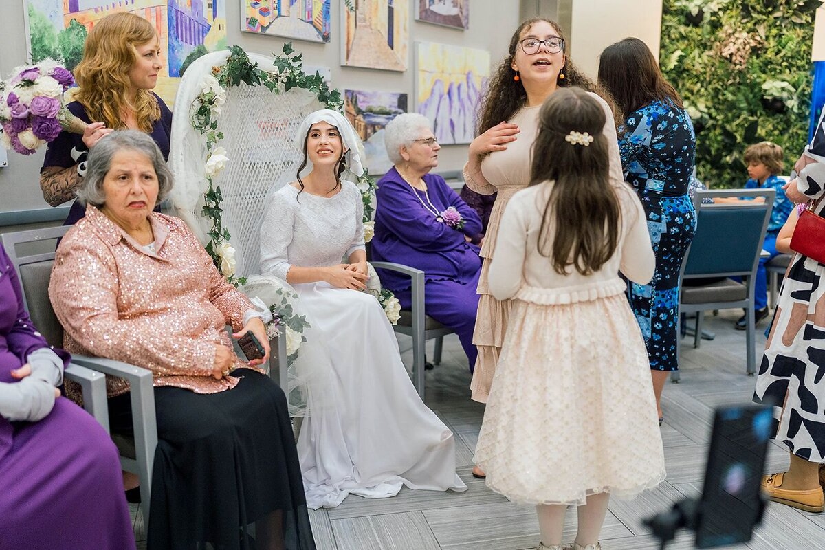 Eliana-Melmed-Photography-Chicago-LosAngeles-Jewish-WeddingPhotographer-CarmiKalman-SneakPeeks-00016