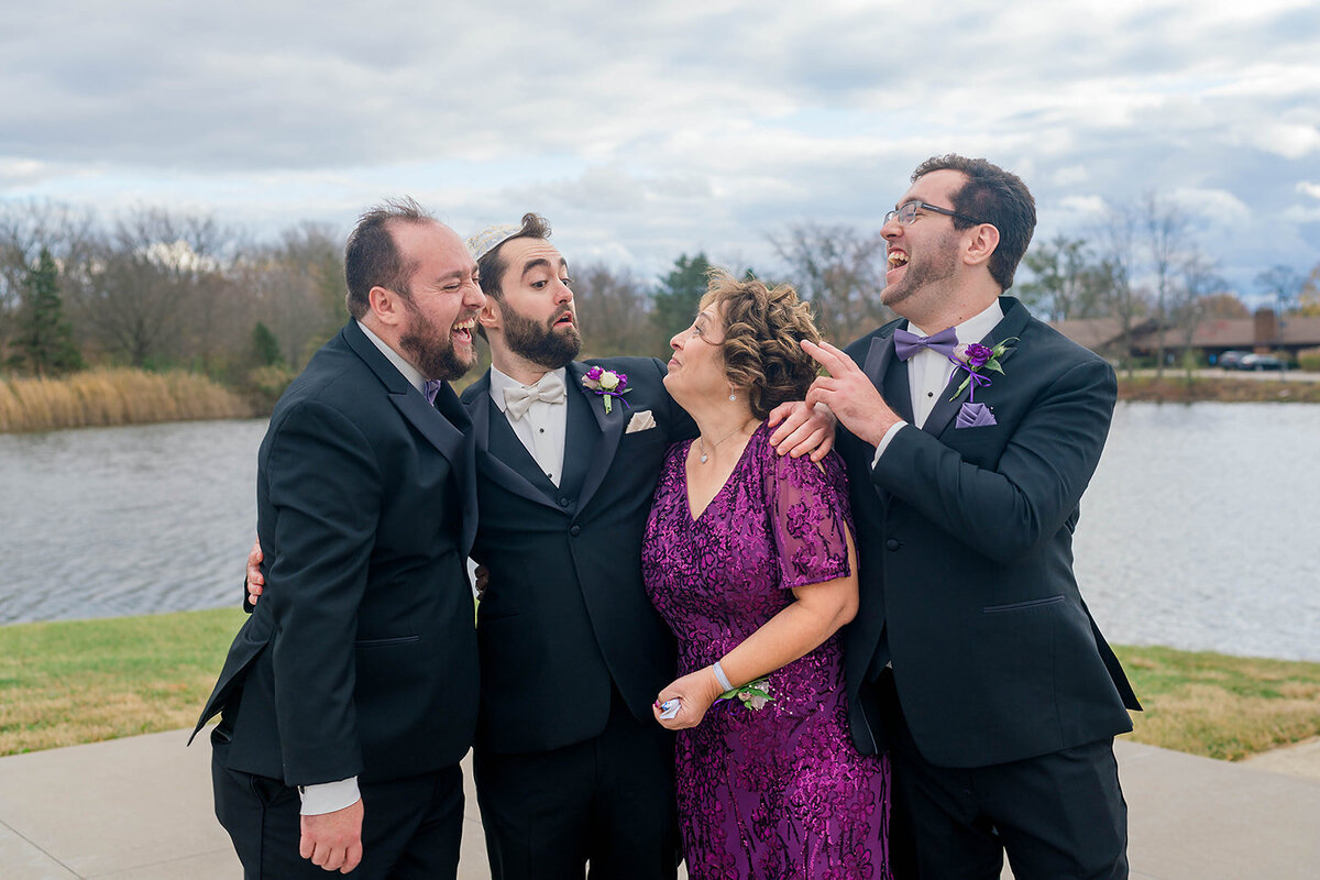 Eliana-Melmed-Photography-Chicago-LosAngeles-Jewish-WeddingPhotography-FamilyFormals-00025