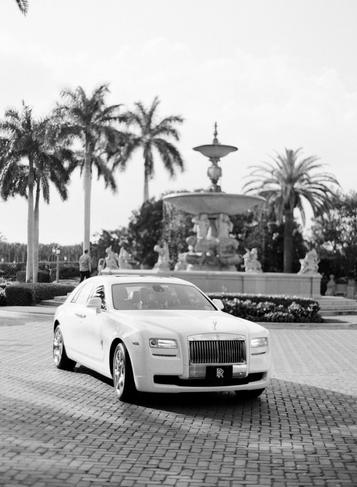 20-KTMerry-weddings-Rolls-Royce-car-Palm-Beach