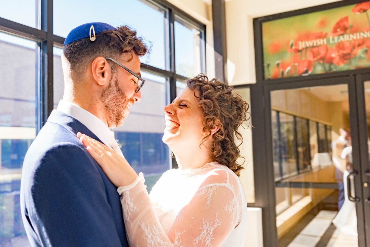 Eliana-Melmed-Photography-Chicago-LosAngeles-Jewish-WeddingPhotography-ShulaNoah-CouplesPortraits-00079