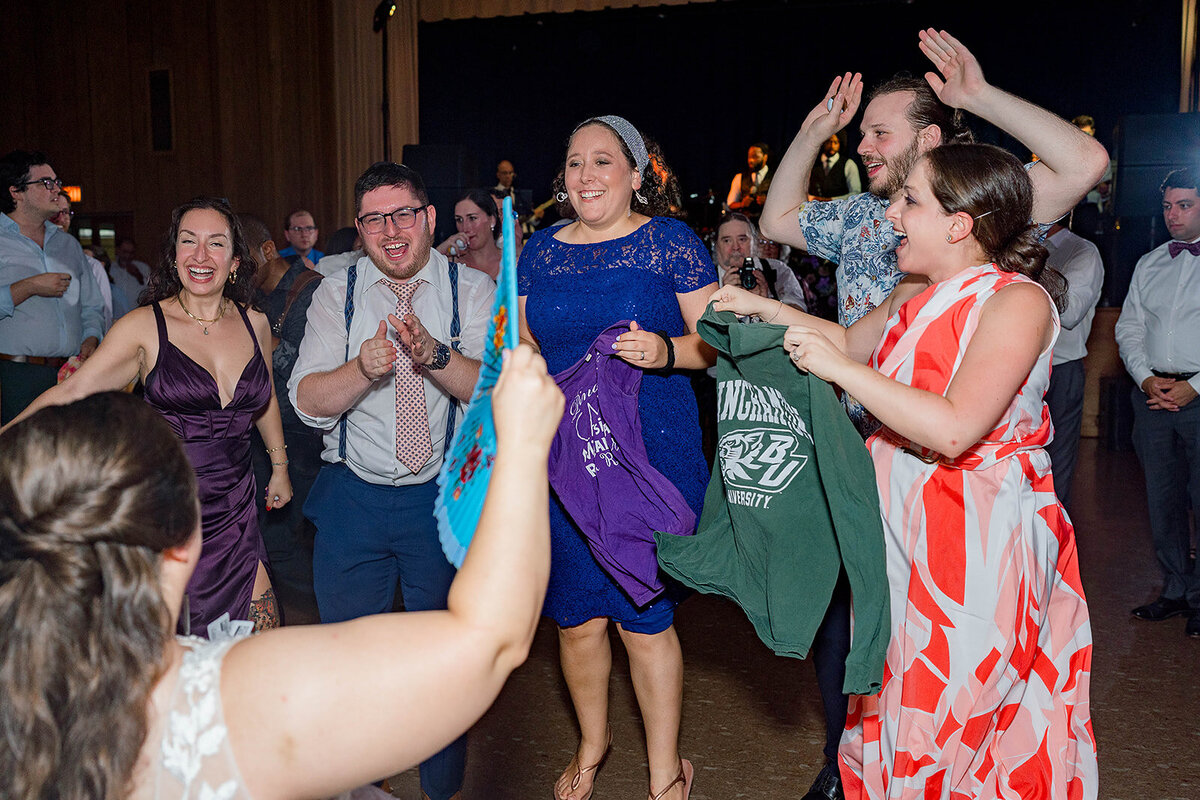 Eliana-Melmed-Photography-Chicago-LosAngeles-Jewish-WeddingPhotography-ElianaSklar-Shtick-00037