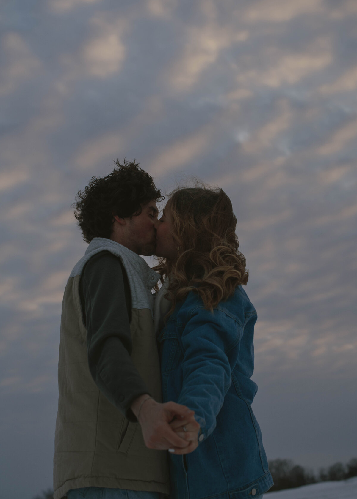 Lilly&Drew_snow_final_trulygracephotography_FEB_2025-36
