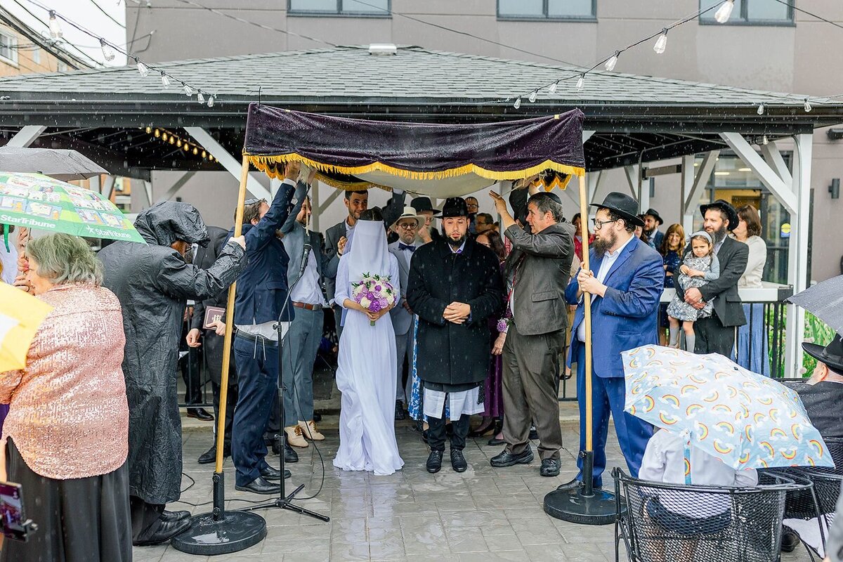 Eliana-Melmed-Photography-Chicago-LosAngeles-Jewish-WeddingPhotographer-CarmiKalman-Chuppah-00071