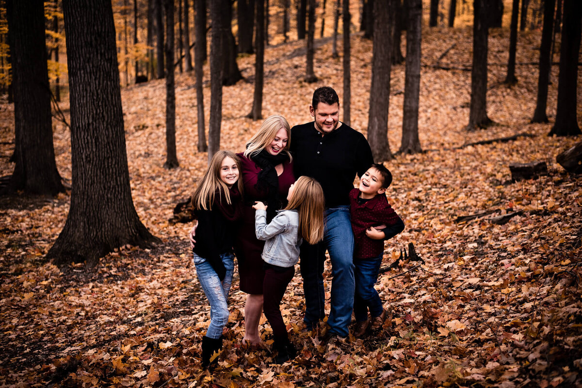 Family laughing during Toronto family photography session