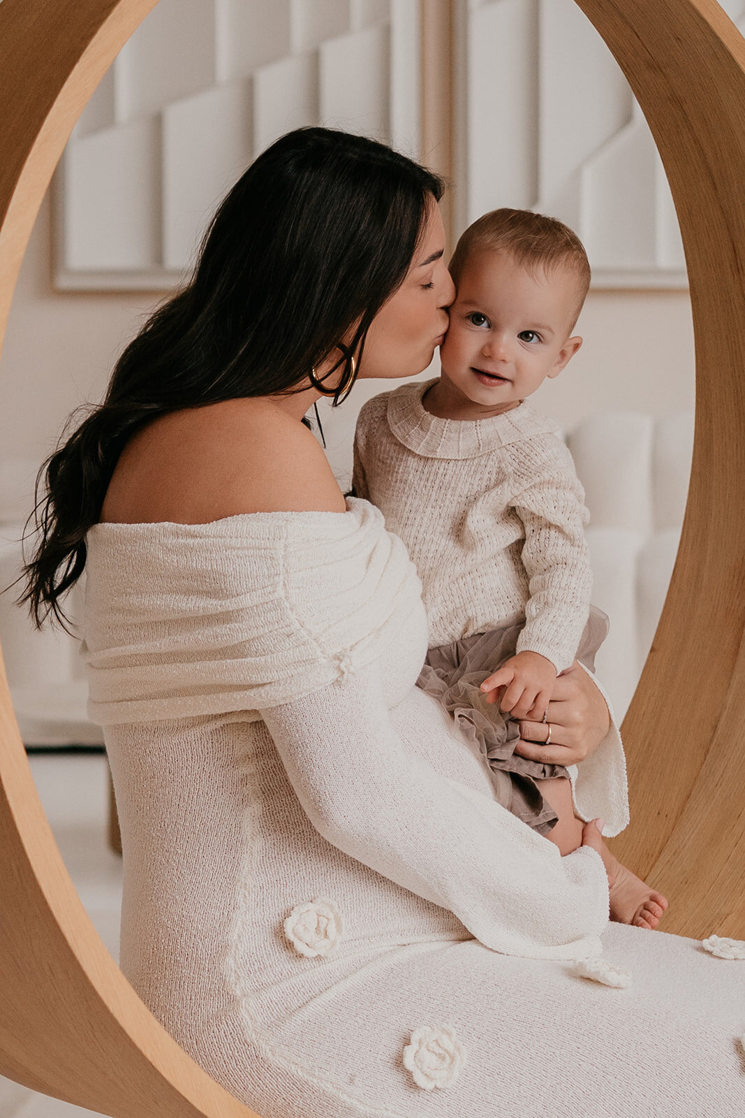 Leukfotografie-zwangerschapsfotografie-studio-the-loft-Attelier oost-puur-ongedwongen.jpg-1