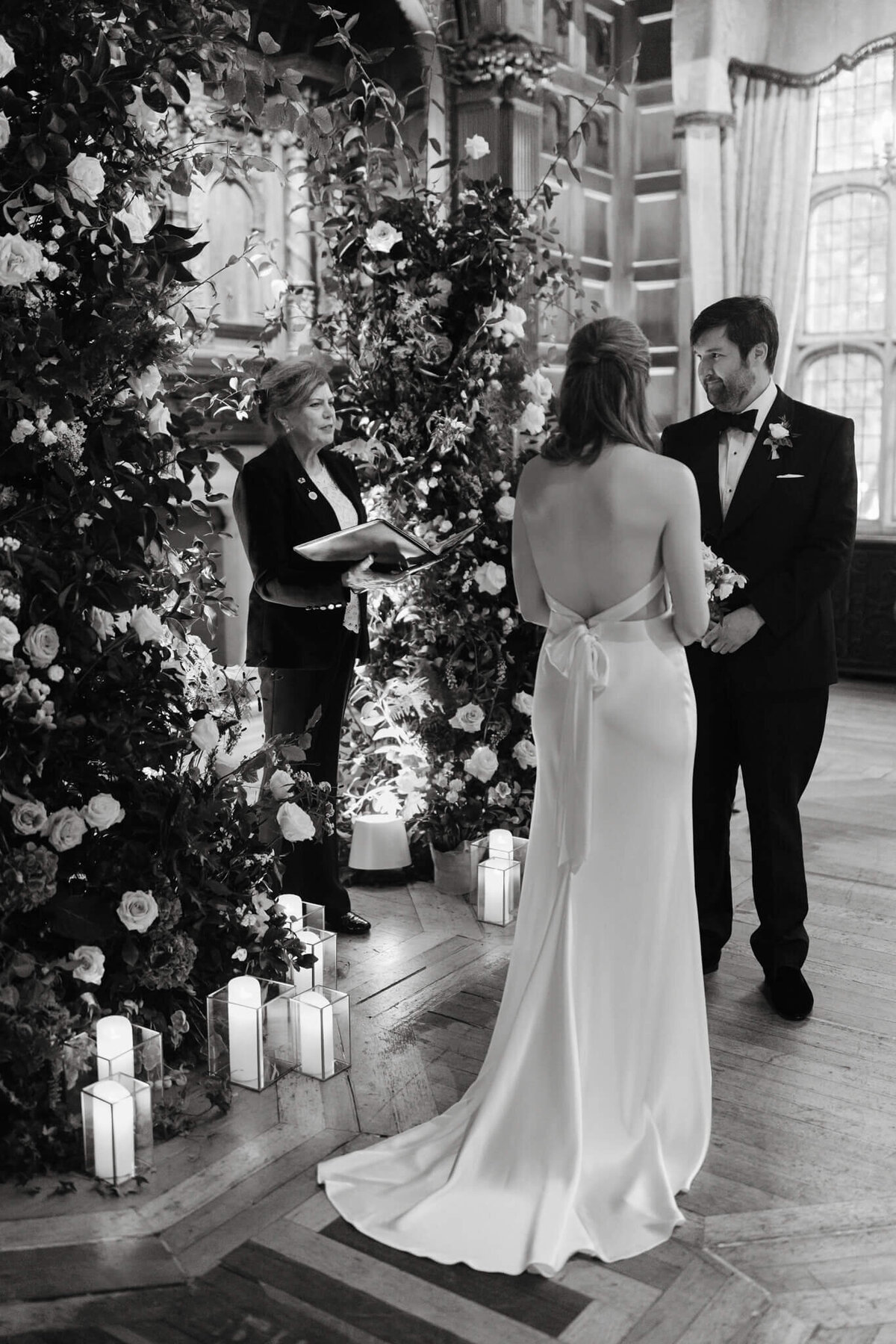 Pesh-Flowers-London-Wedding-Florist-Two-Temple-Place-November15