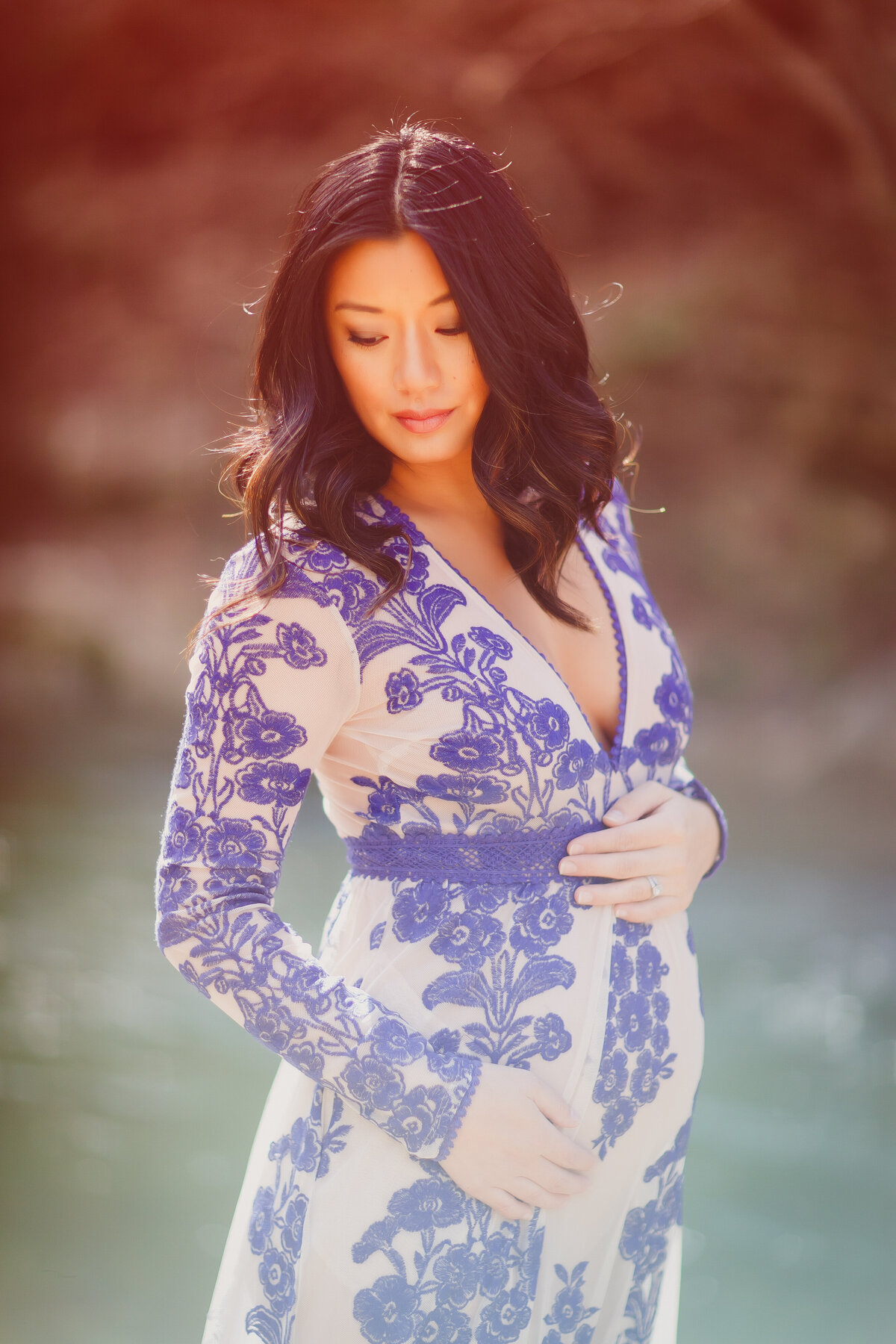 Celebrate the anticipation of your baby's arrival with our expert maternity photographer.