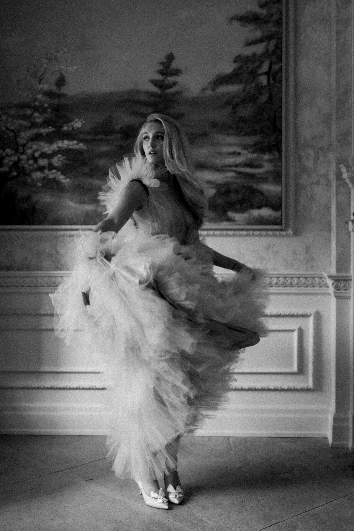 1143 Graydon Hall Manor British Vogue Editorial Toronto Wedding Lisa Vigliotta Photography